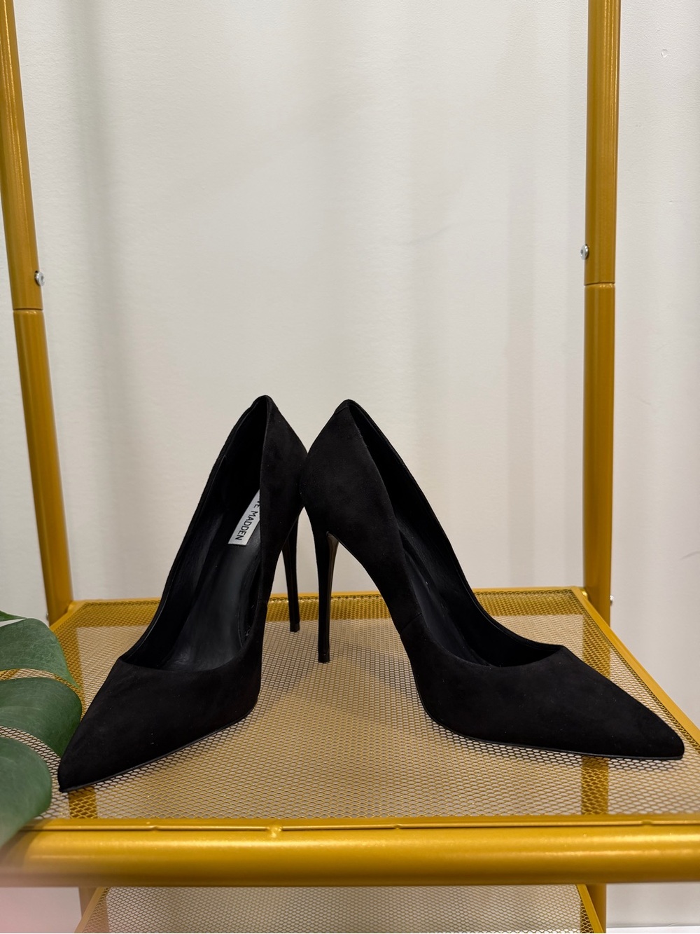 Steve Madden Black Suede Pointed Stiletto Pumps